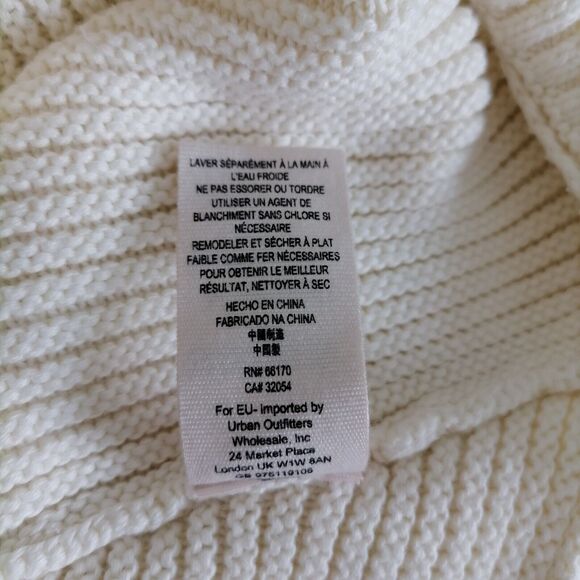 Free People Women's Cream Drop Shoulder V Neck Classic Chic Sweater Size Large - Picture 7 of 7